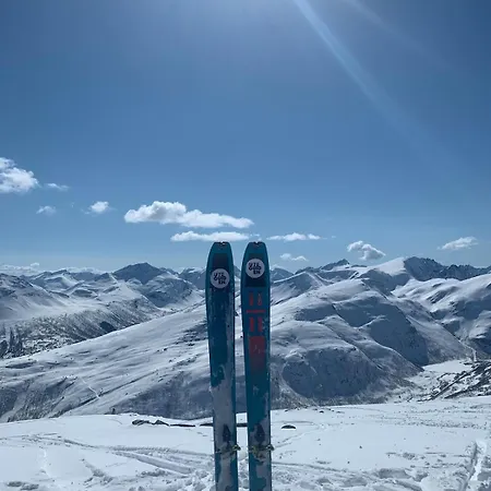 Nikolaisens Nordic Panorama Hideaway *